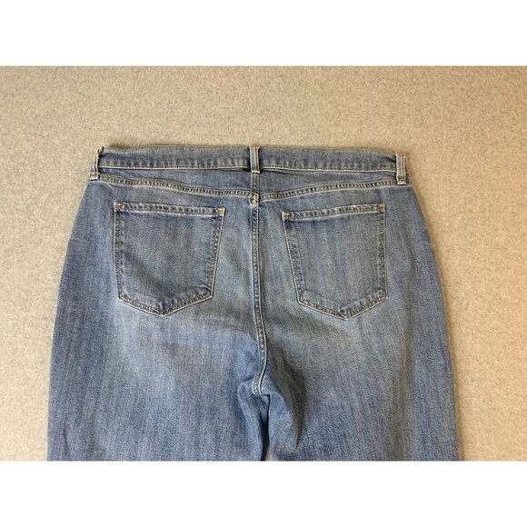 Old Navy Womens Siz 16 Mid Rise Jeans Busted Knee Boyfriend Blue Denim - Picture 3 of 7